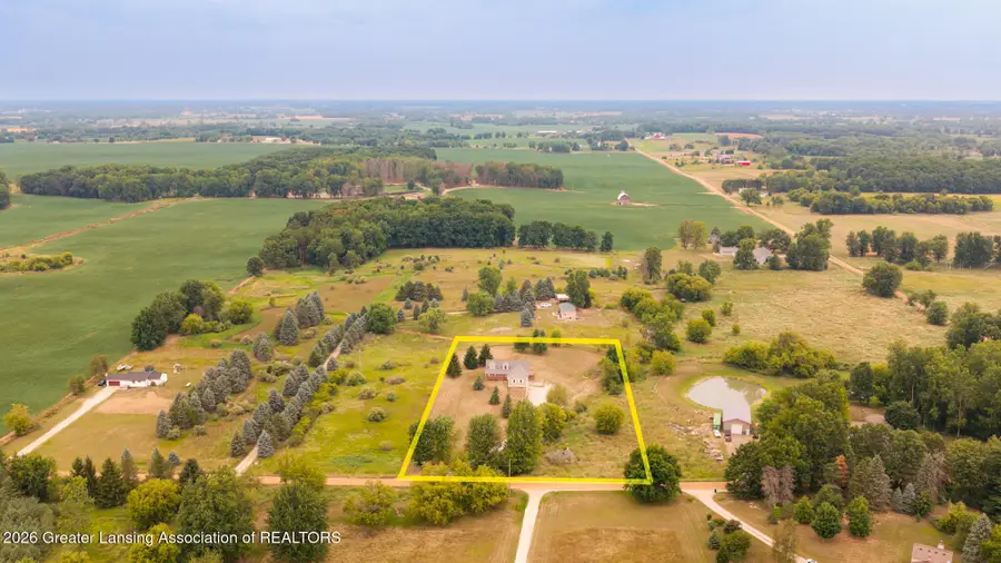 5795 E Centerline Road, Saint Johns, MI 48879 - #2