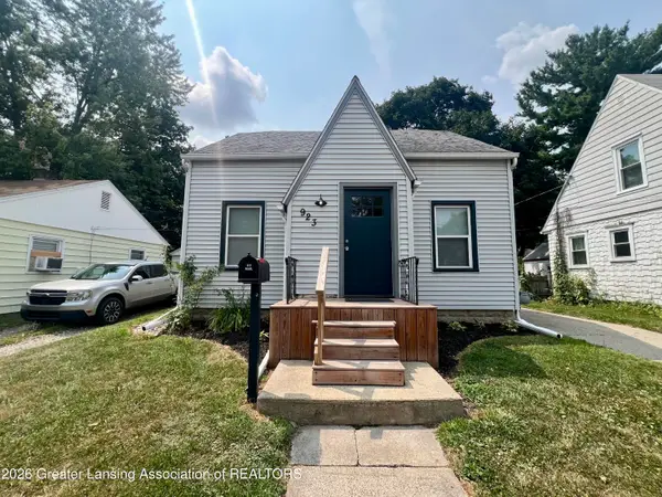 923 Cawood Street, Lansing, MI 48915