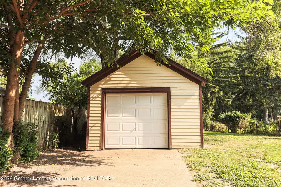 317 E Gier Street, Lansing, MI 48906 - #2