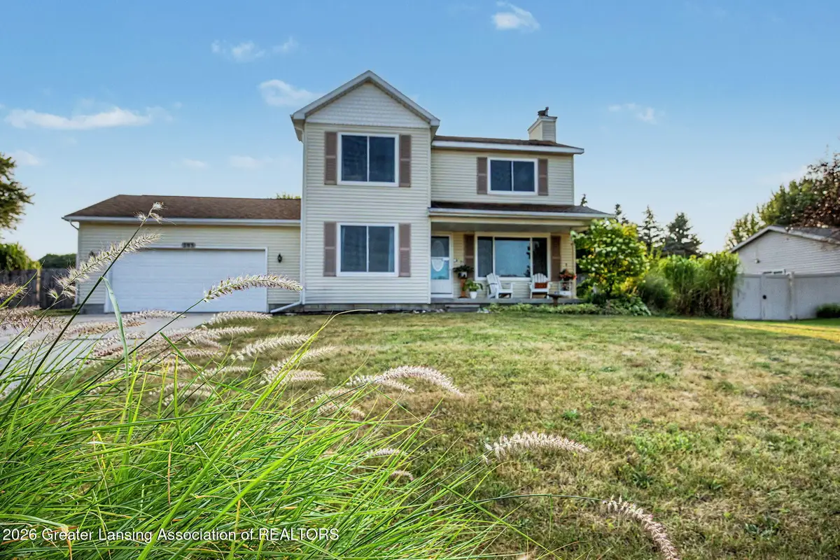 203 N Donegal Street, Eaton Rapids, MI 48827 - #1