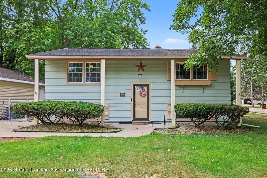210 Devon Hill Drive, Mason, MI 48854 - #2