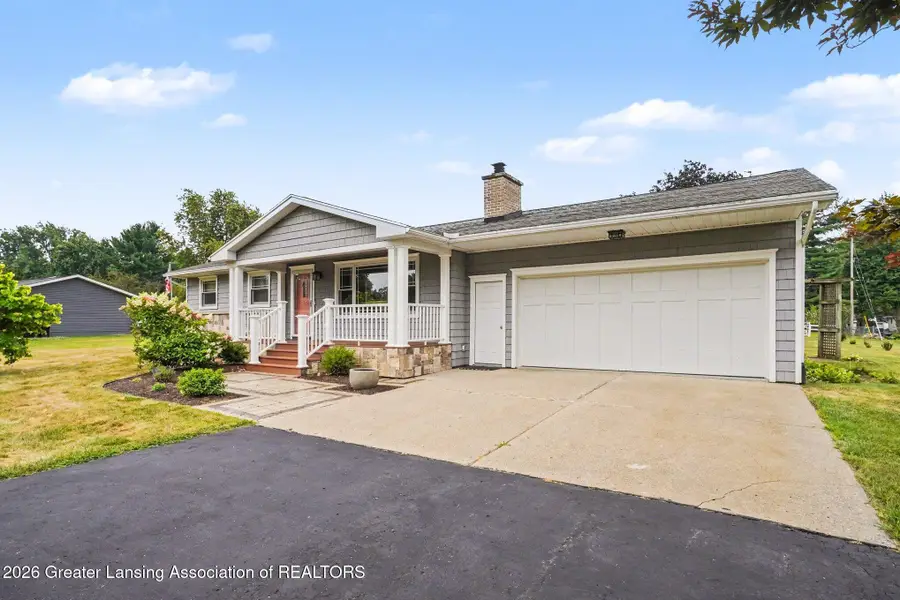 882 Miami Drive, Mason, MI 48854 - #2