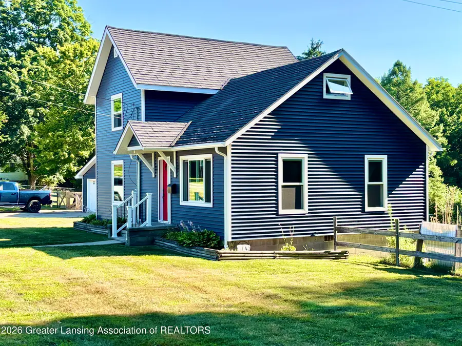 742 N Cochran Avenue, Charlotte, MI 48813 - #2