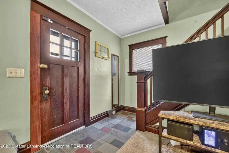 812 N Pine Street, Lansing, MI 48906 - #2