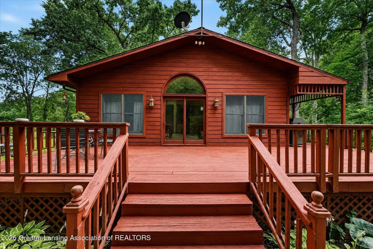 8235 E Jason Road, Laingsburg, MI 48848 - #1