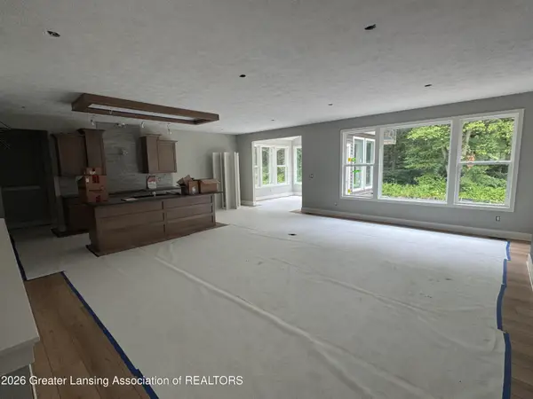 11401 Windswept Drive, Grand Ledge, MI 48837