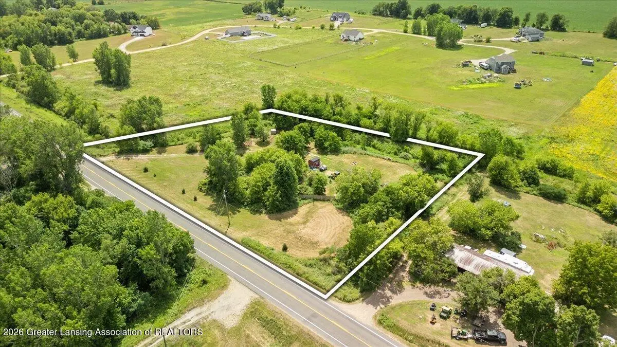 642 S Royston Road, Eaton Rapids, MI 48827 - #1