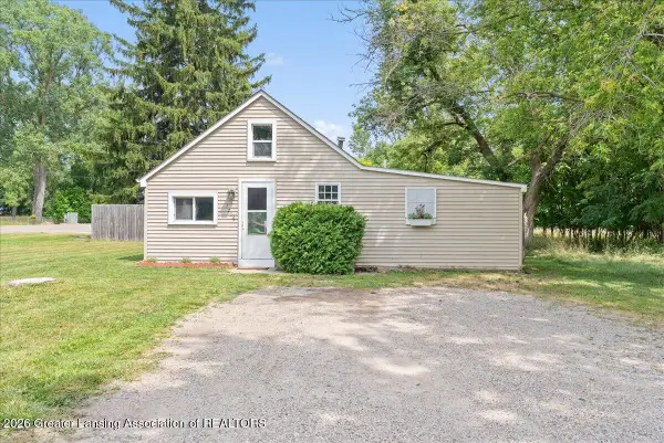 1716 W Jolly Road, Lansing, MI 48910