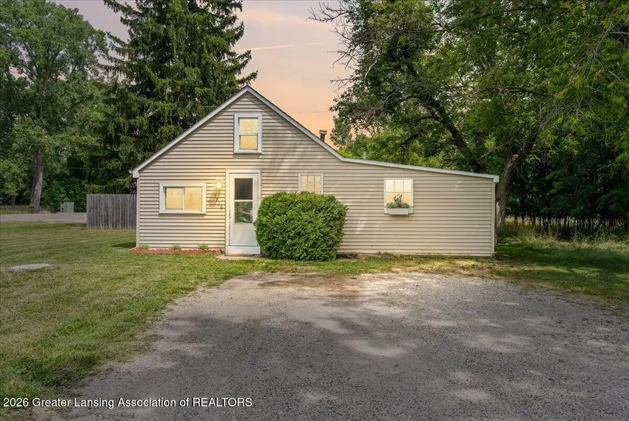 1716 W Jolly Road, Lansing, MI 48910 - #2