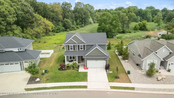 5596 Copper Creek Drive, Haslett, MI 48840