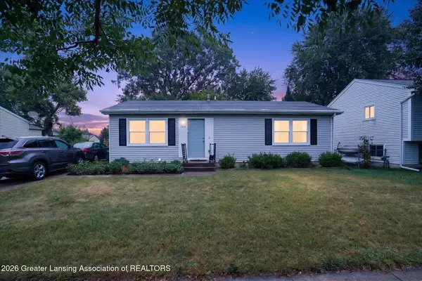 5829 Annapolis Drive, Lansing, MI 48911