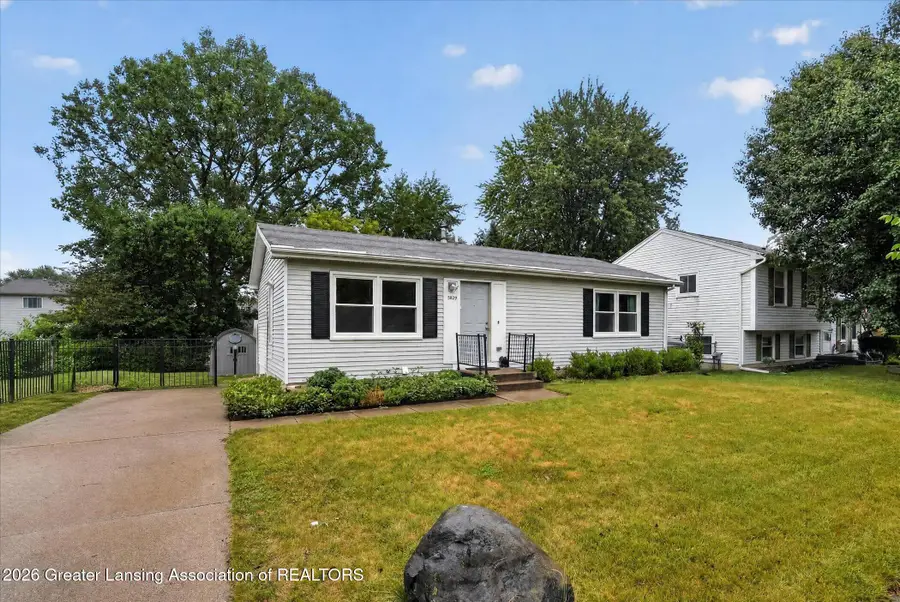 5829 Annapolis Drive, Lansing, MI 48911 - #2