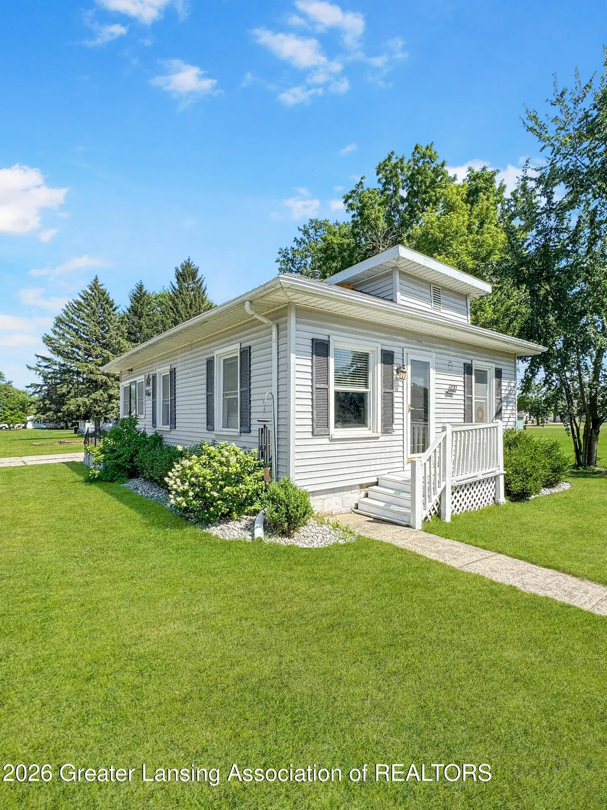 301 S Whittemore Street, Saint Johns, MI 48879 - #1