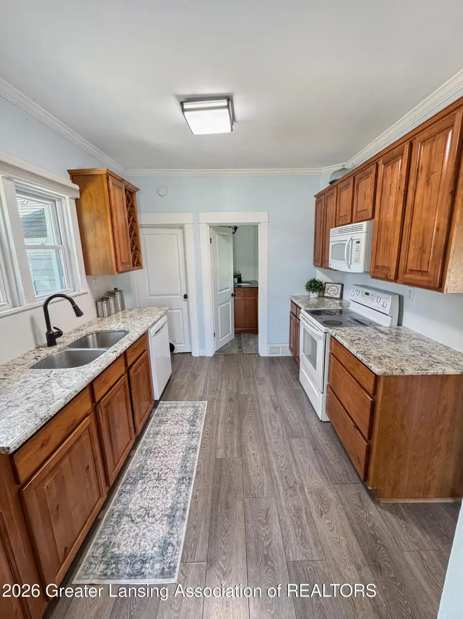 301 S Whittemore Street, Saint Johns, MI 48879 - #2