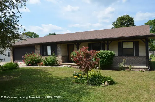 113 Chanticleer Trail, Lansing, MI 48917