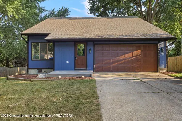 1829 Crest Street, Haslett, MI 48840