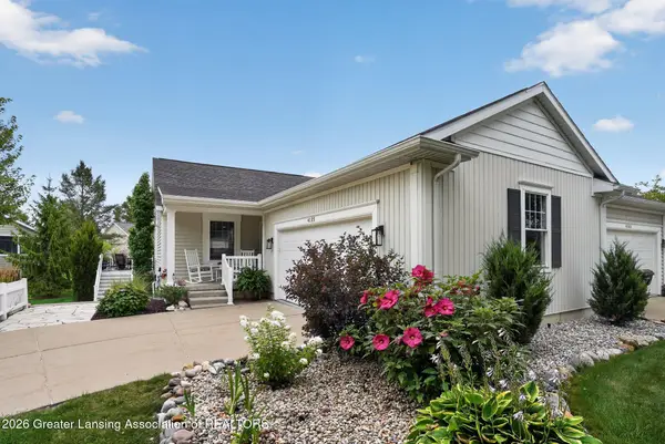 4185 Hamlet Cove, Bath, MI 48808
