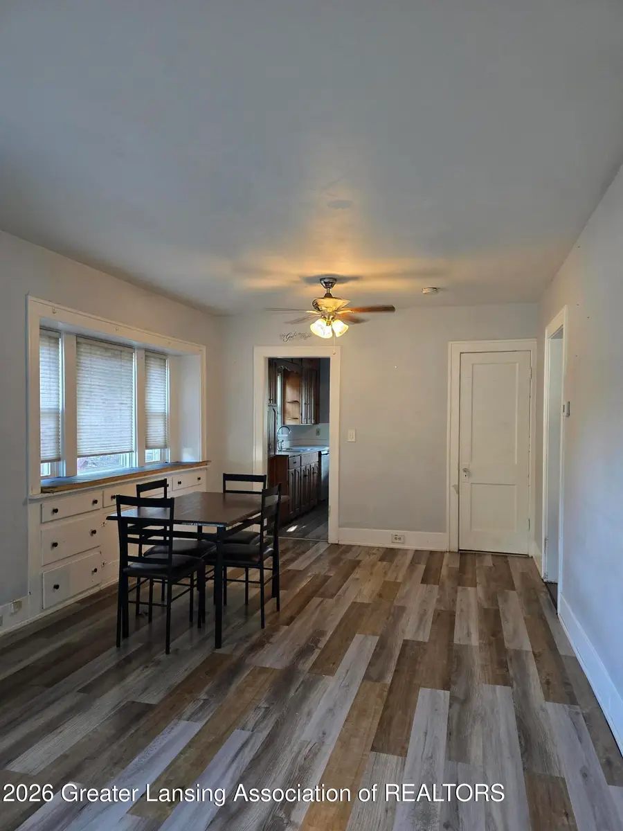 1912 S Rundle Avenue, Lansing, MI 48910 - #2