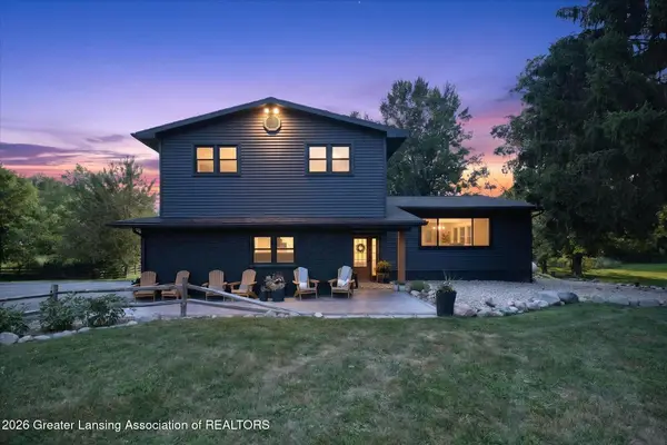 1686 S Stewart Road, Charlotte, MI 48813