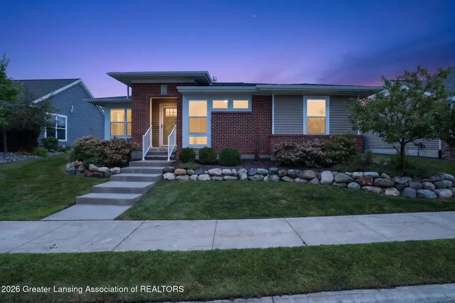 3268 Hamlet Circle, East Lansing, MI 48823 - #2