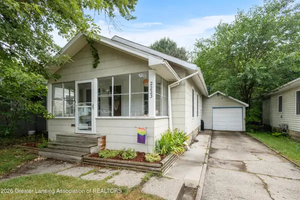2223 Forest Avenue, Lansing, MI 48910