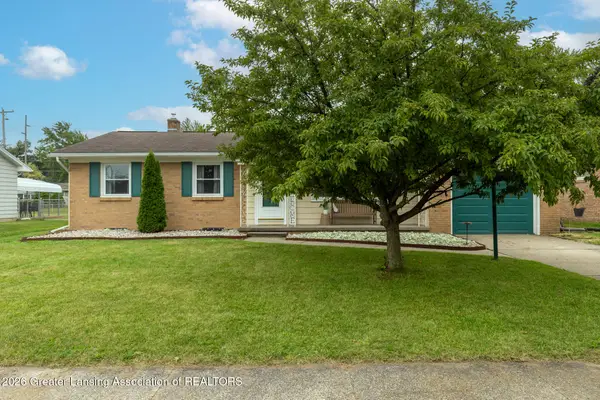 3301 Pickwick Place, Lansing, MI 48917