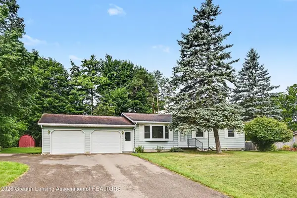 14664 Idylcrest Drive, Lansing, MI 48906