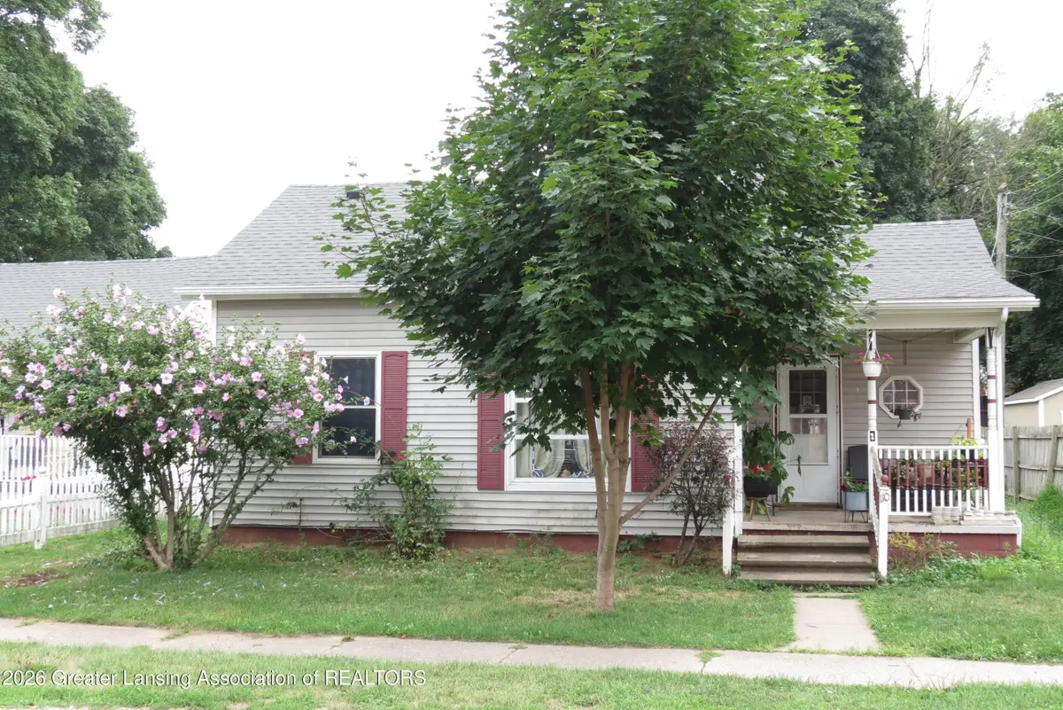 110 E Clinton Street, Ovid, MI 48866 - #1