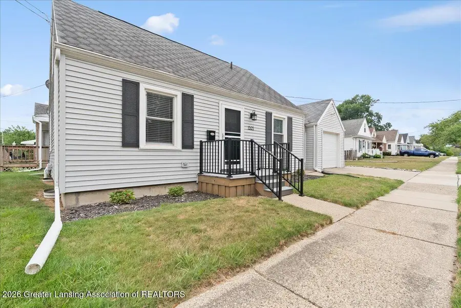 1303 Kelsey Avenue, Lansing, MI 48910 - #3