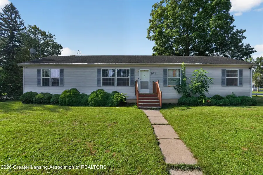 707 Sawyer Road, Lansing, MI 48911 - #3