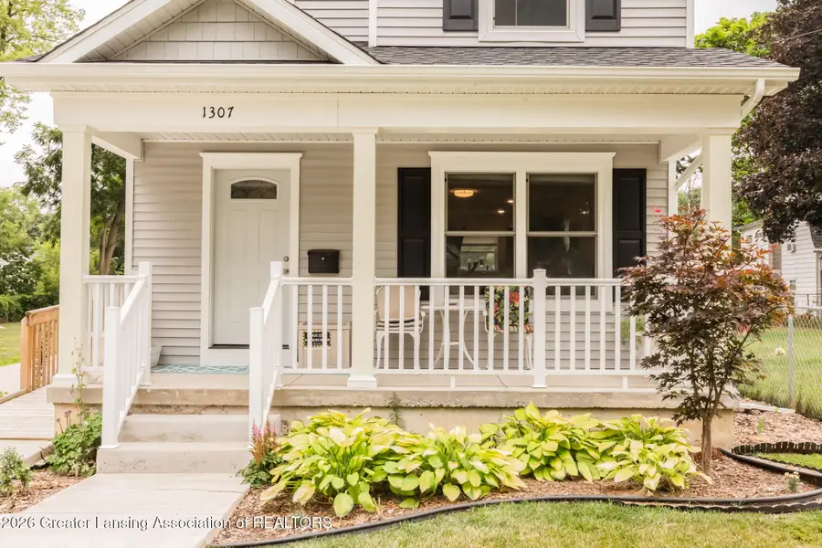 1307 W Maple Street, Lansing, MI 48915 - #2