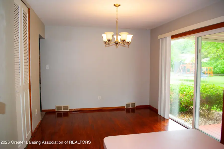3913 Stratford Avenue, Lansing, MI 48911 - #3