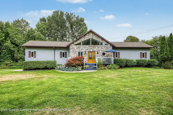 2068 Hubbard Road, Charlotte, MI 48813