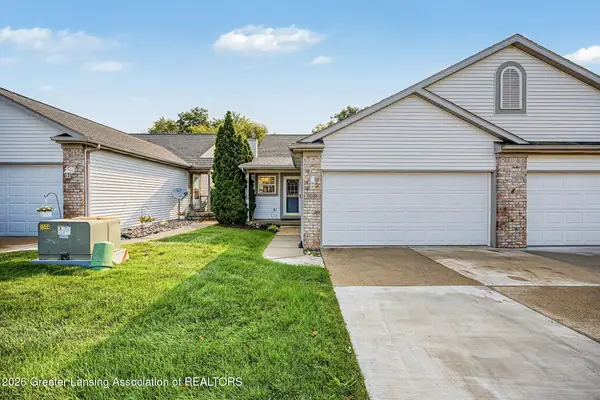 2048 Wyndham Hills Drive, Holt, MI 48842