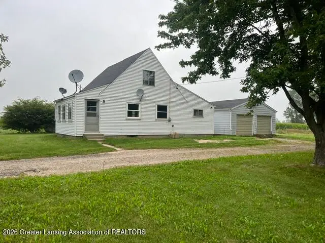 5061 S Chandler Road, Saint Johns, MI 48879 - #1