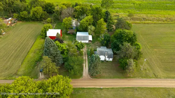 1307 W Marshall Road, St. Johns, MI 48879