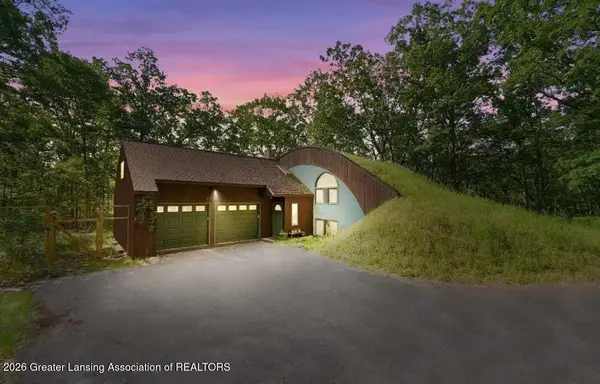 2889 W Sunset Drive, Roscommon, MI 48653