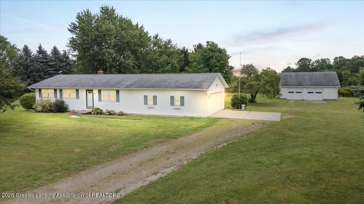11219 S Lowell Road, Dewitt, MI 48820 - #1
