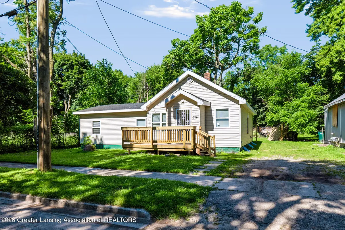 714 S Hayford Avenue, Lansing, MI 48912 - #1