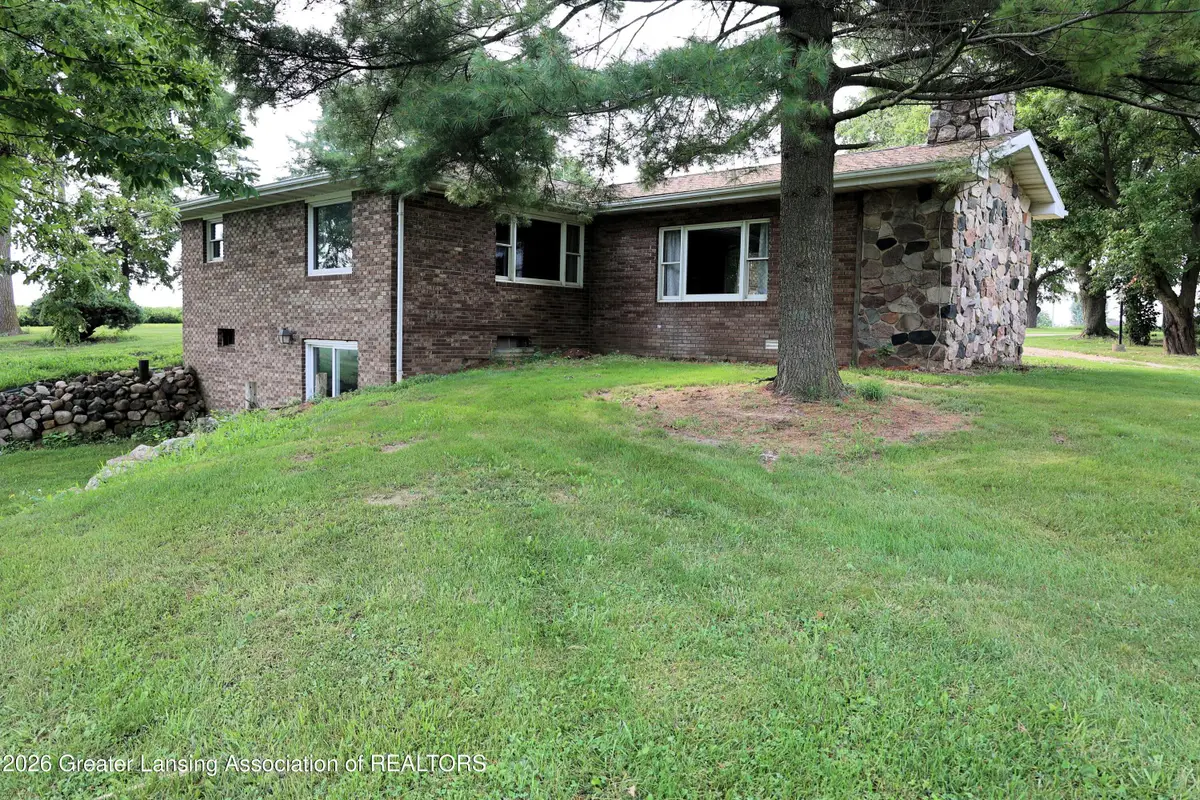 2726 N Lowell Road, Saint Johns, MI 48879 - #1