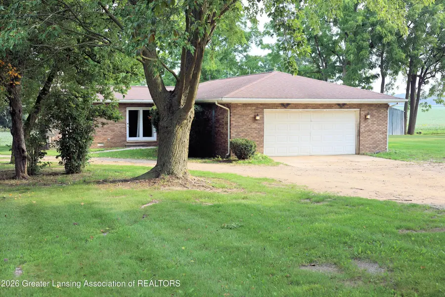 2726 N Lowell Road, Saint Johns, MI 48879 - #3