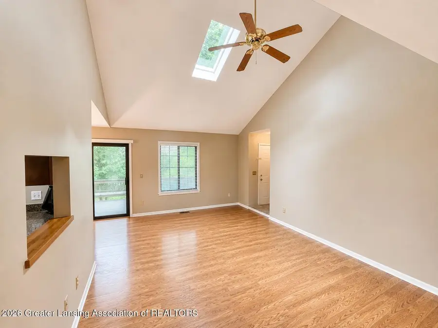 225 E Jolly Road #F2, Lansing, MI 48910 - #2