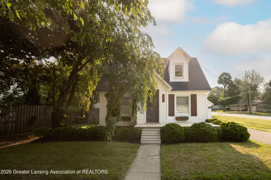 302 Wilson Street, Dewitt, MI 48820 - #2