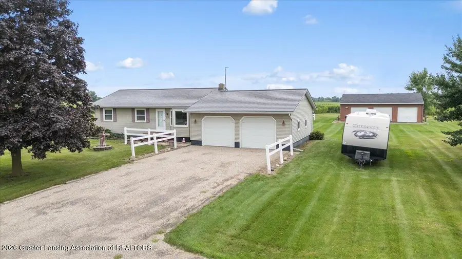 8595 W Price Road, Saint Johns, MI 48879 - #2