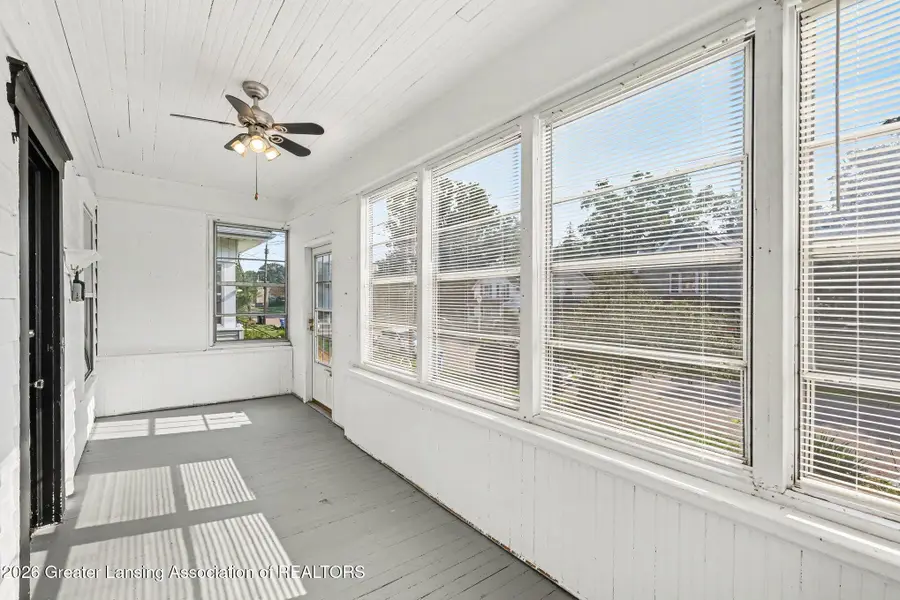 206 S Magnolia Avenue, Lansing, MI 48912 - #2