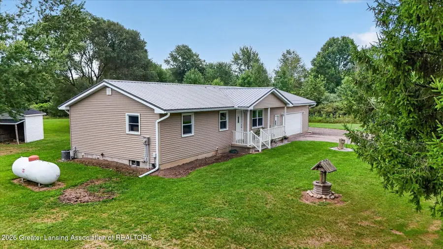 9601 Woodlawn Court, Perrinton, MI 48871 - #3