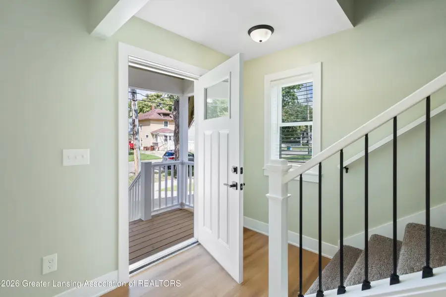 912 N Chestnut Street, Lansing, MI 48906 - #3