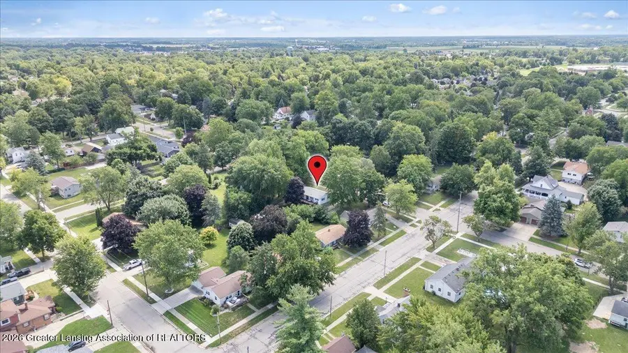 606 W Mcconnell Street, Saint Johns, MI 48879 - #3
