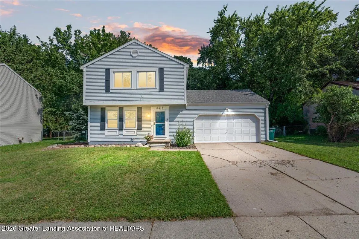 2315 E Provincial House Drive, Lansing, MI 48910 - #1