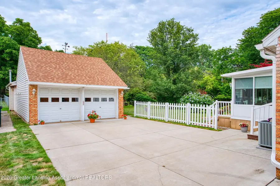 2625 Lasalle Gardens, Lansing, MI 48912 - #3